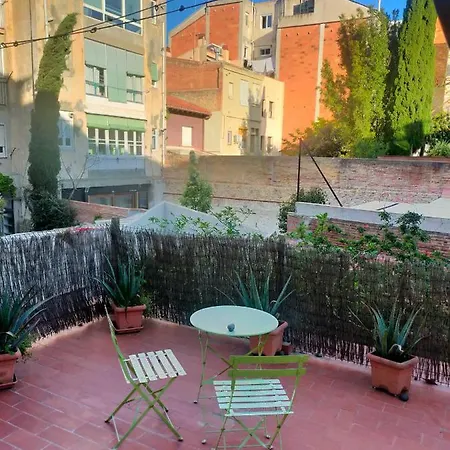 Homenfun Sarria Apartment *